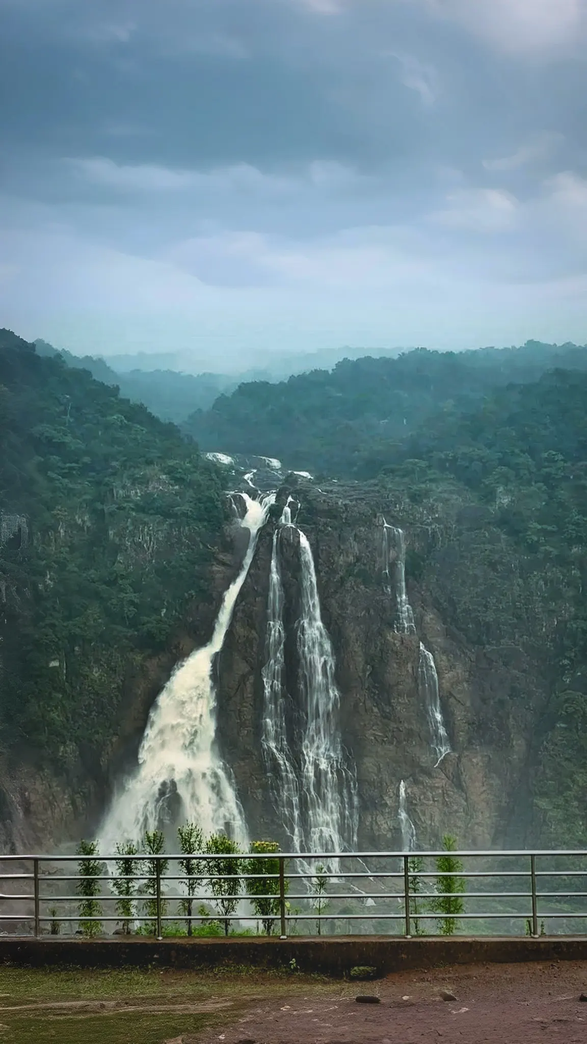 Joranda waterfall trekking trail